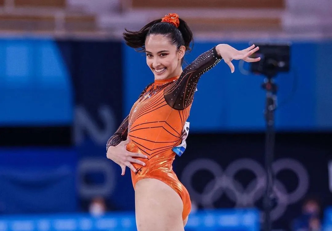 AG险胜TTG夺得EWC冠军，粉丝又为FMVP吵起来了